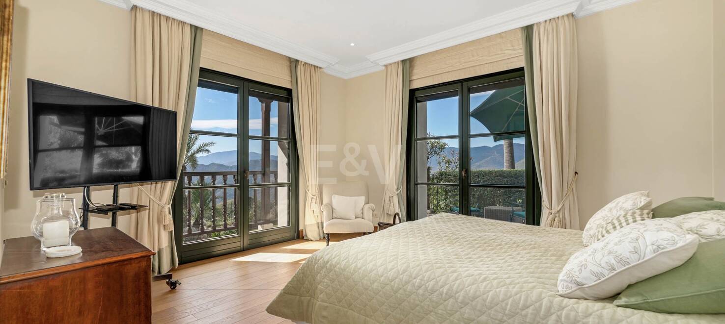 Fantastisches Familienheim mit atemberaubendem Blick auf das Meer und den Golfplatz