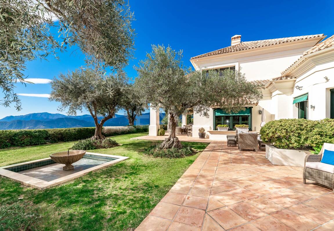 Fantástica casa familiar con impresionantes vistas al mar y al campo de golf