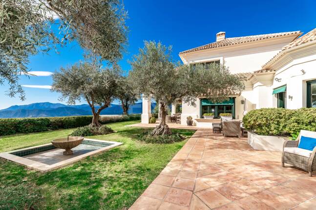 Fantástica casa familiar con impresionantes vistas al mar y al campo de golf
