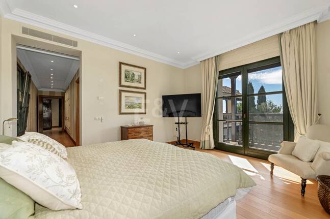 Fantástica casa familiar con impresionantes vistas al mar y al campo de golf