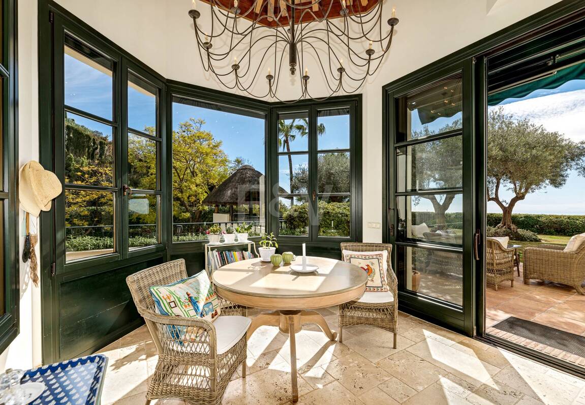 Fantástica casa familiar con impresionantes vistas al mar y al campo de golf