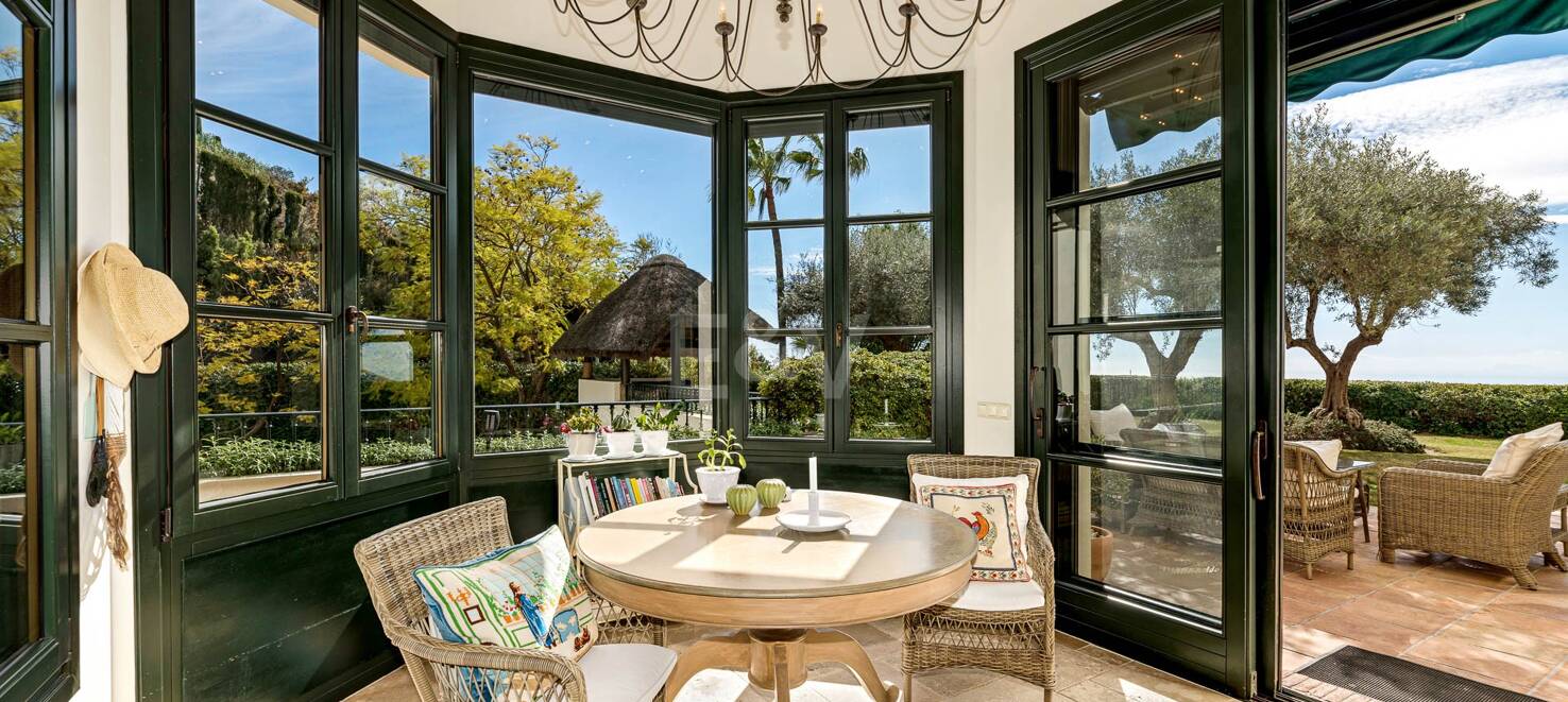 Fantastisches Familienheim mit atemberaubendem Blick auf das Meer und den Golfplatz