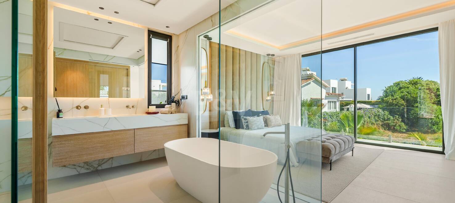 Nueva Villa junto a la playa con spa privado y tranquilidad costera