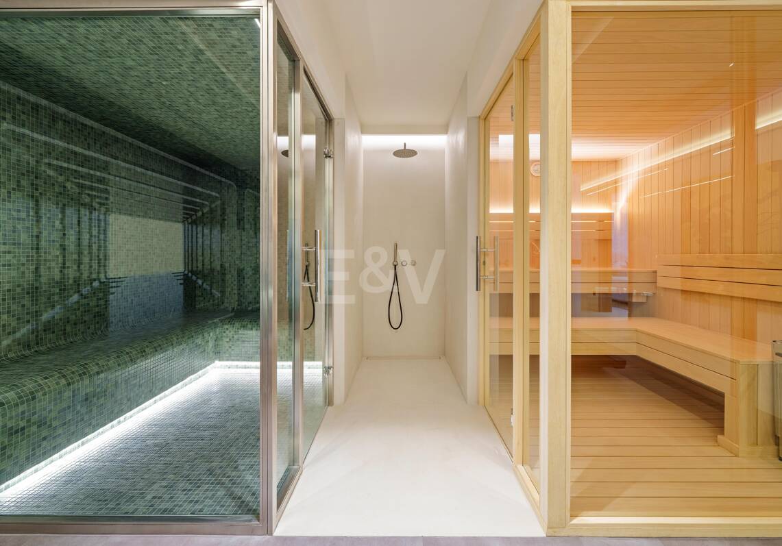 New Beachside Villa with Private Spa, and Coastal Tranquillity