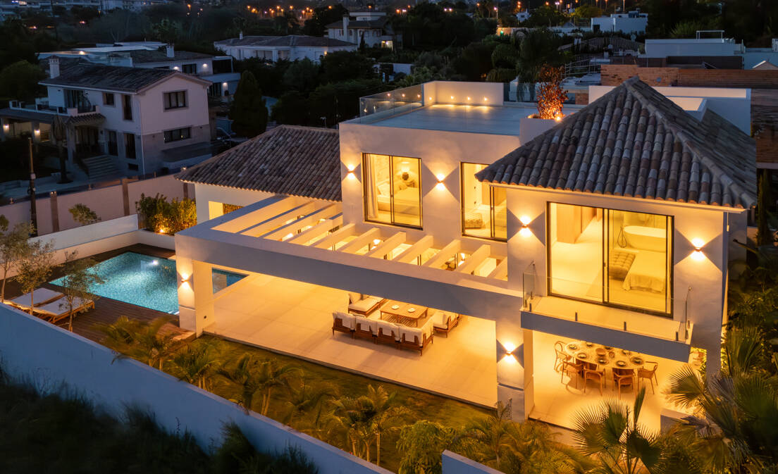 Neue Villa am Strand mit privatem Spa und Küstentranquillität