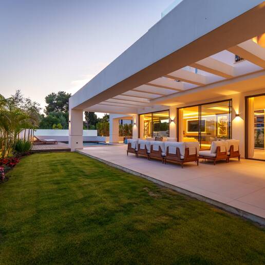 Nueva Villa junto a la playa con spa privado y tranquilidad costera