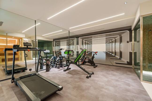 New Beachside Villa med privat spa och kust lugn