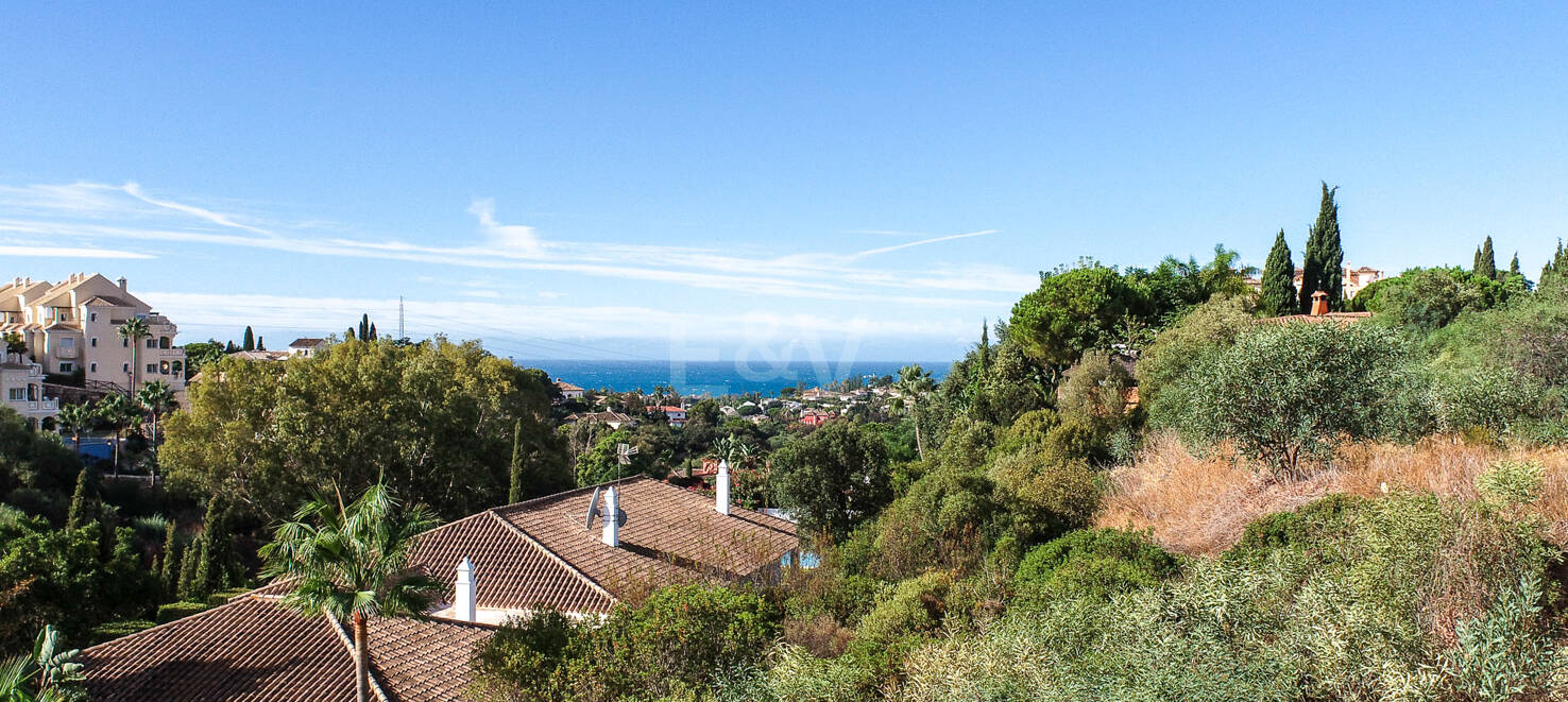 Grundstück mit Aussicht in Elviria