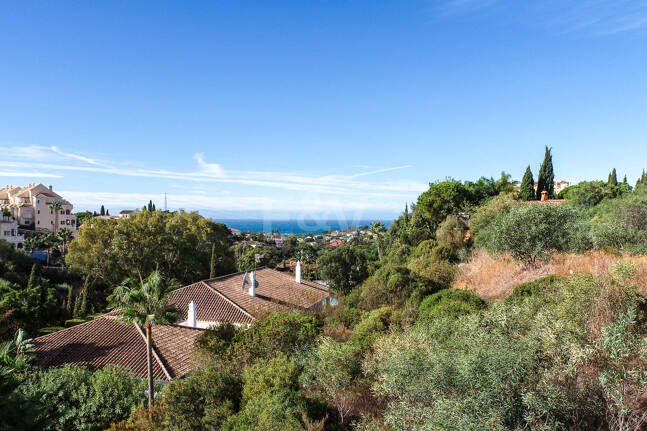 Build Your Dream Home – Plot with License and Modern Villa Project