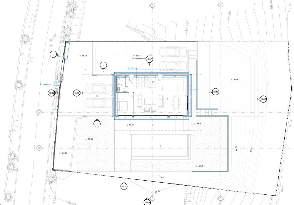 Construye la casa de tus sueños – Parcela con licencia y proyecto de villa moderna