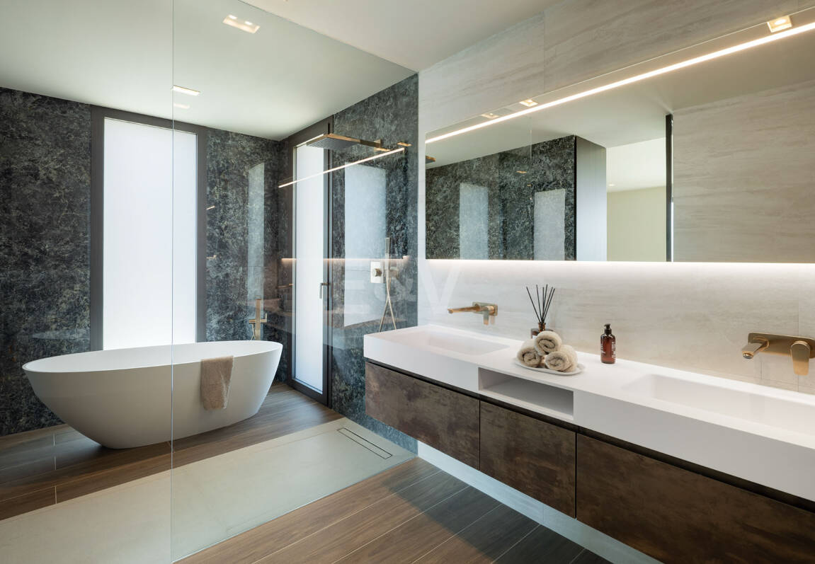 Luksusowe, otwarte przestrzenie z panoramicznymi widokami