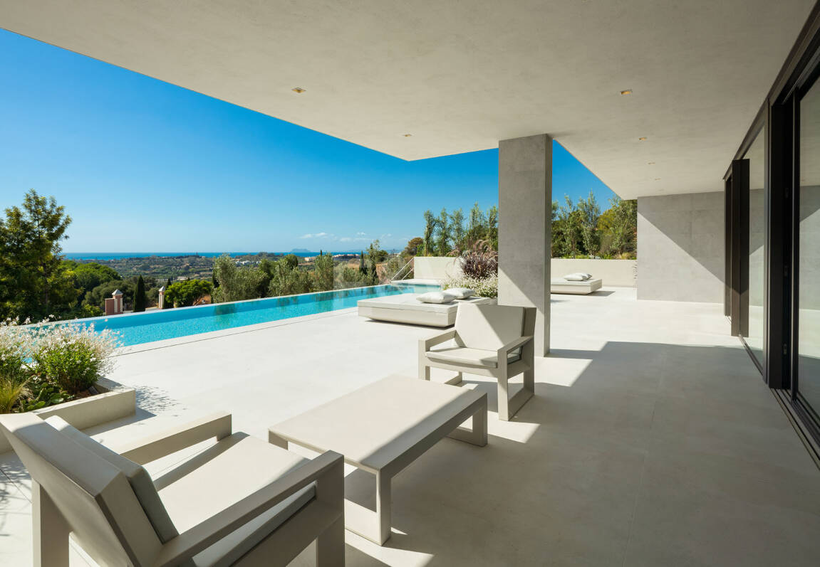 Luksusowe, otwarte przestrzenie z panoramicznymi widokami