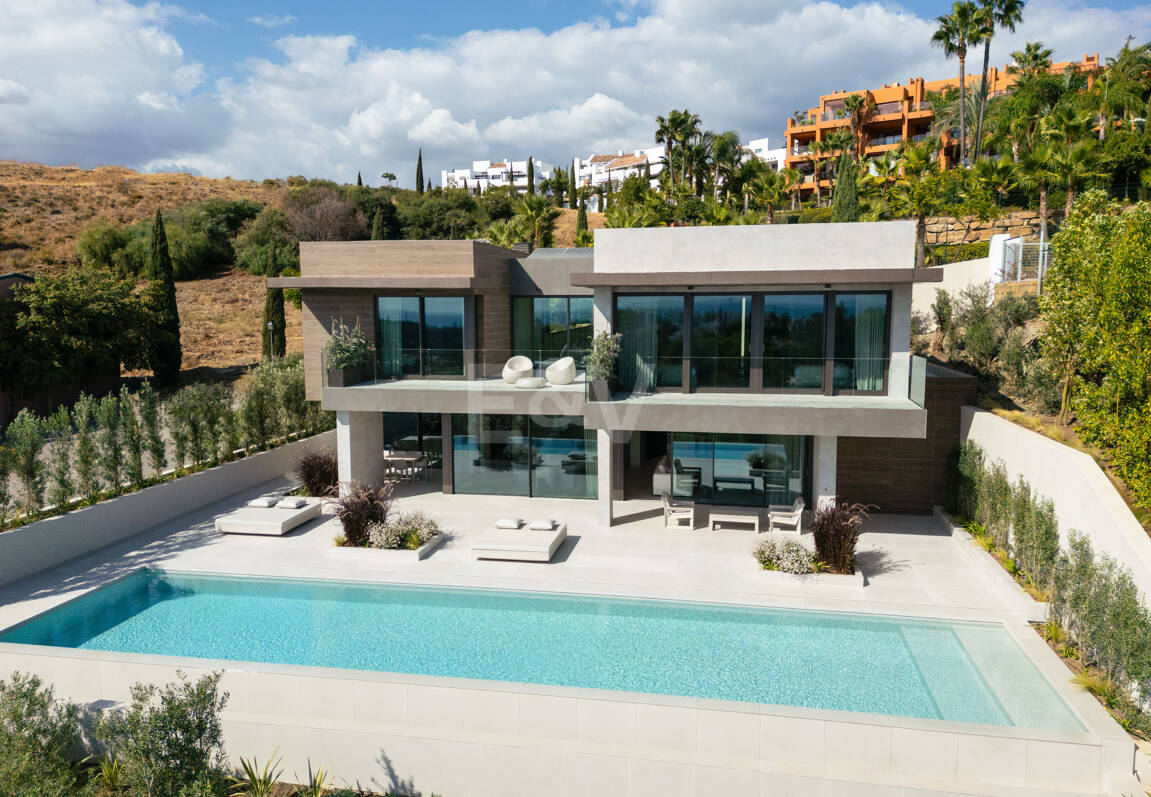 Luksusowe, otwarte przestrzenie z panoramicznymi widokami