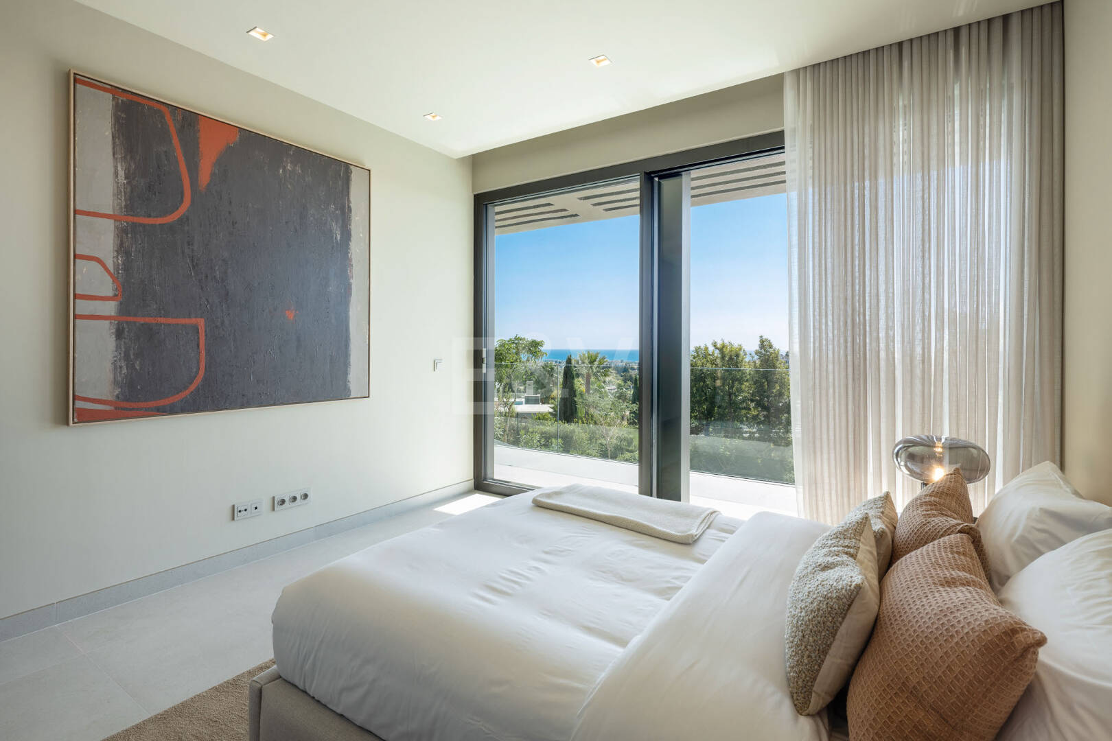 Luksusowe, otwarte przestrzenie z panoramicznymi widokami