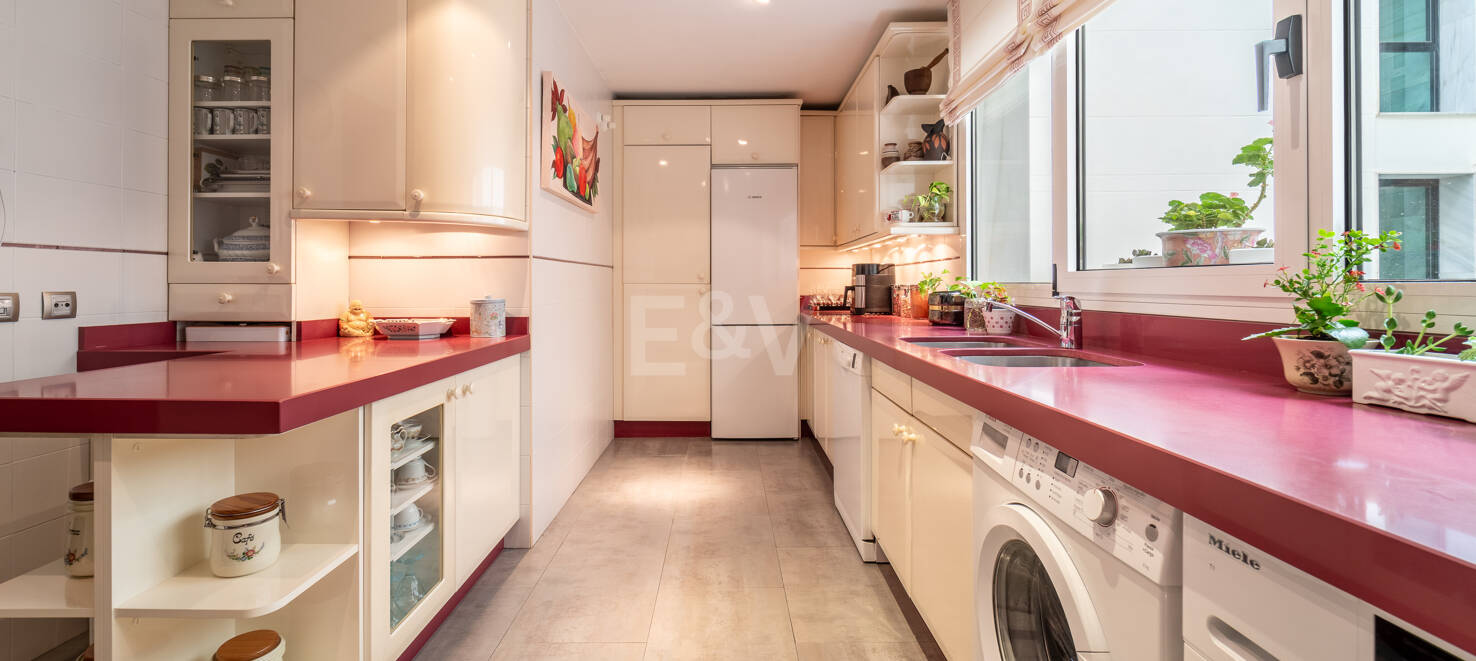 Spacious 4-Bedroom Apartment Steps From the Beach