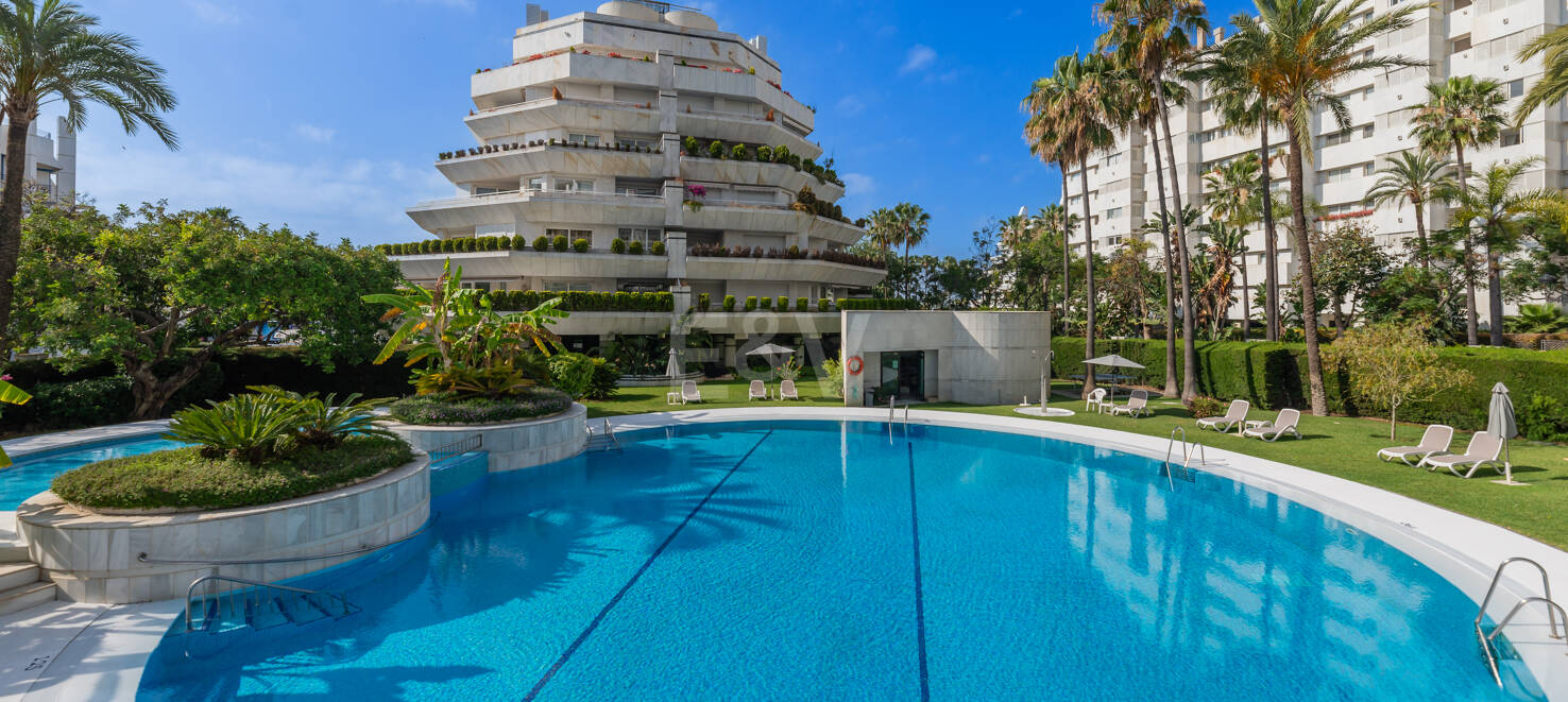 Spacious 4-Bedroom Apartment Steps From the Beach