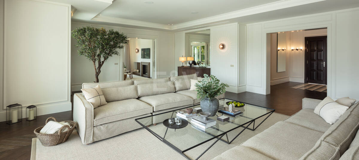 Villa de estilo clásico con vistas al mar