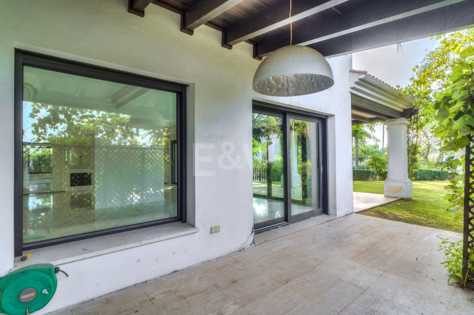 Raffiniertes Mediterranes Wohnen in Las Lomas de Magna Marbella