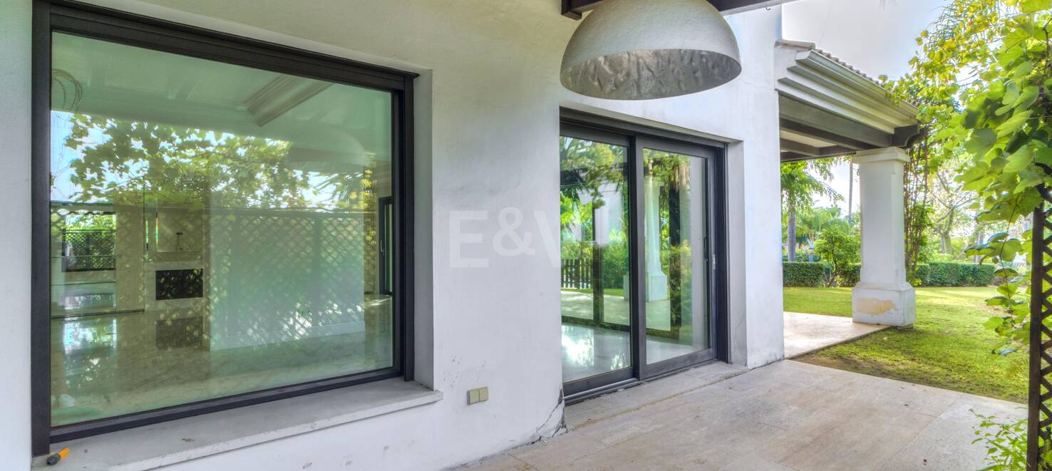 Raffiniertes Mediterranes Wohnen in Las Lomas de Magna Marbella