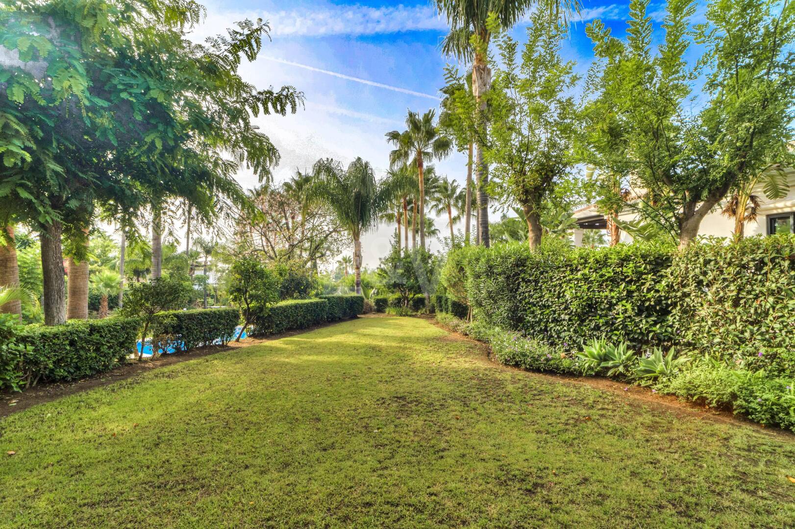 Raffiniertes Mediterranes Wohnen in Las Lomas de Magna Marbella