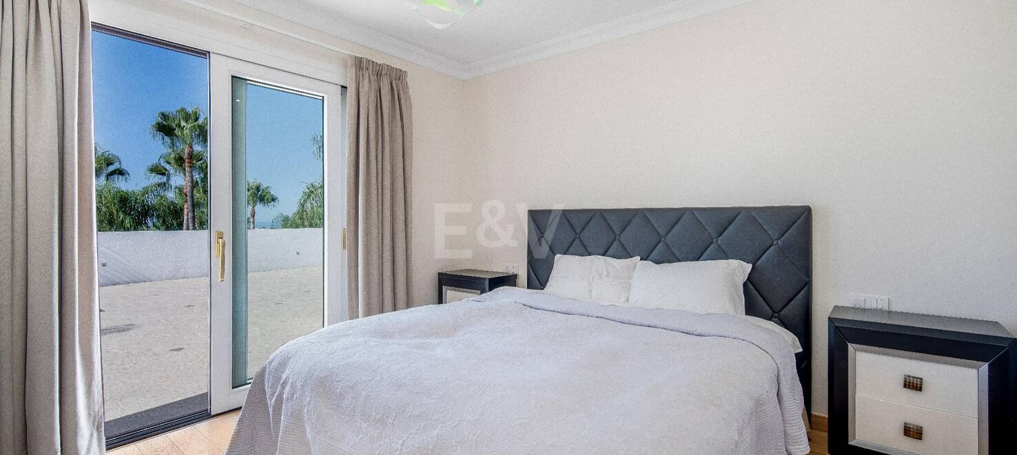 Andalusische Luxusvilla zum Verkauf in Las Lomas del Marbella Club