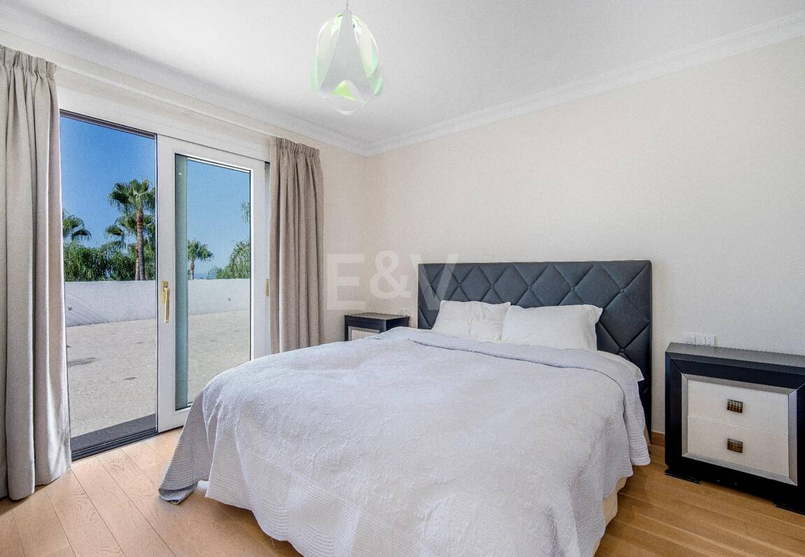 Luxury Andalusian-Style Villa in Las Lomas del Marbella Club