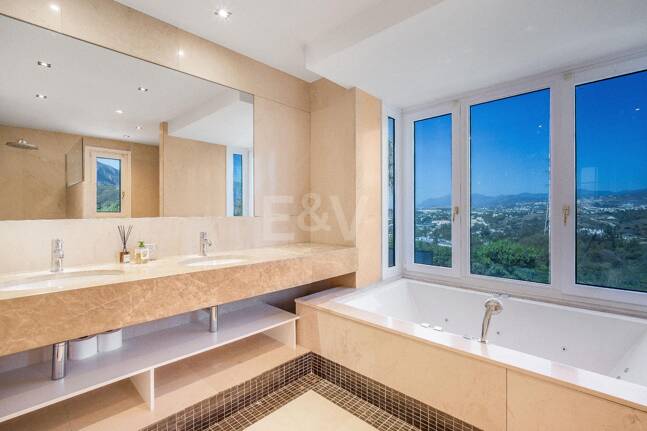 Luxury Andalusian-Style Villa in Las Lomas del Marbella Club