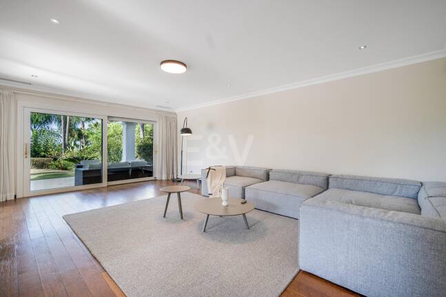 Luxury Andalusian-Style Villa in Las Lomas del Marbella Club