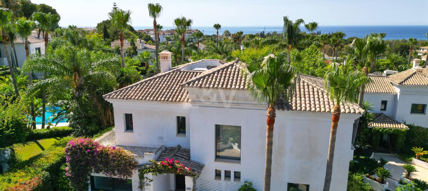Andalusische Luxusvilla zum Verkauf in Las Lomas del Marbella Club