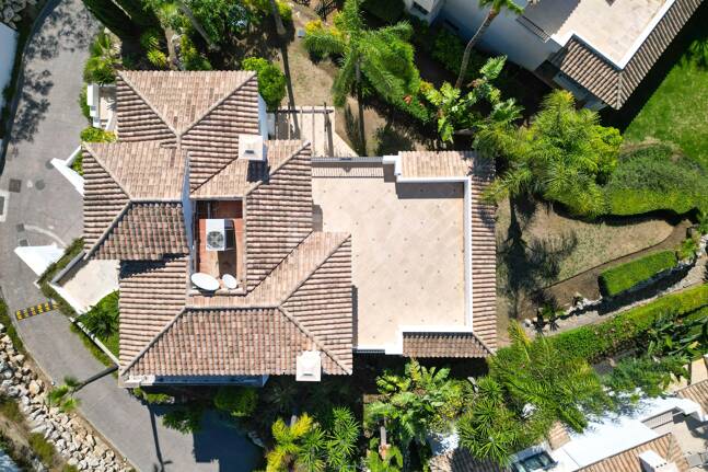 Luxury Andalusian-Style Villa in Las Lomas del Marbella Club