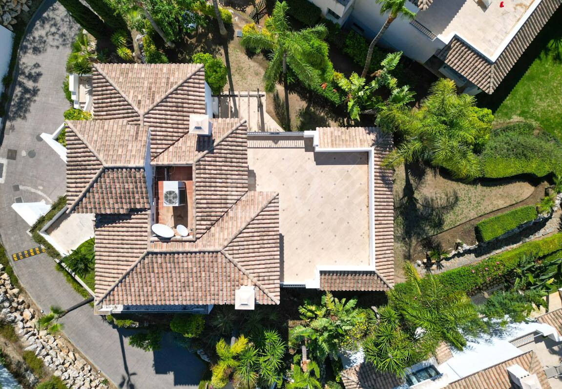 Luxury Andalusian-Style Villa in Las Lomas del Marbella Club