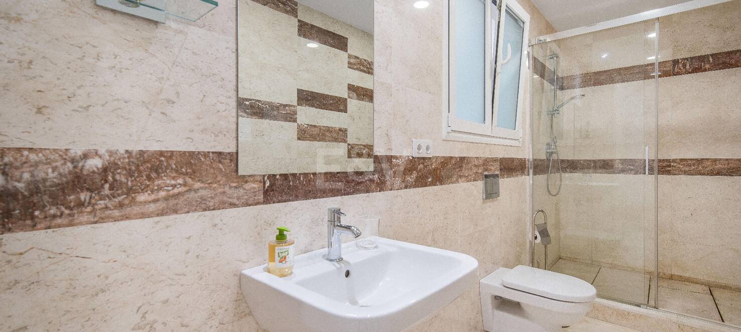 Andalusische Luxusvilla zum Verkauf in Las Lomas del Marbella Club