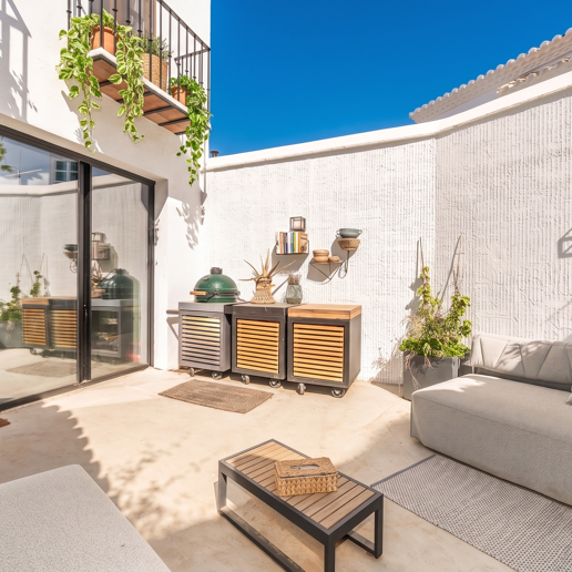Lomas Pueblo Townhouse with Stylish Andalusian Character