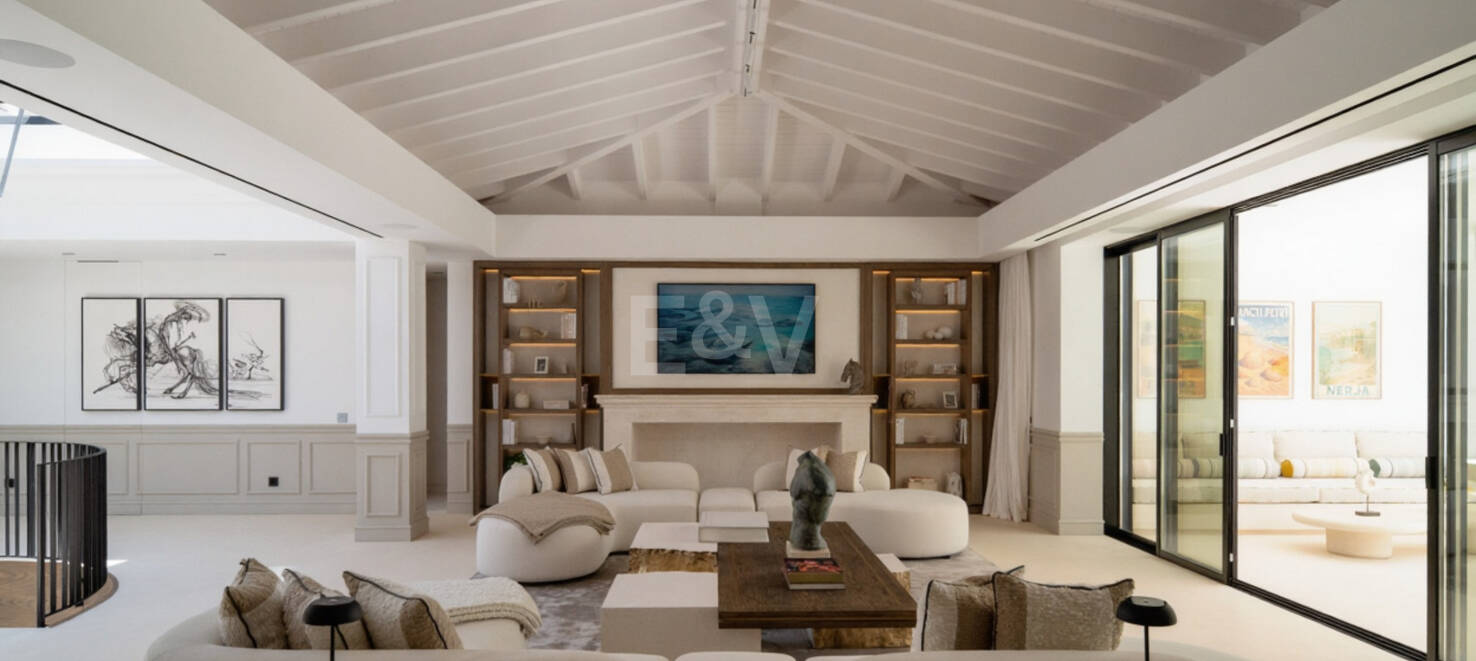 Tropisches Oase mit verborgenem Höhlen-Spa und Wasserfall