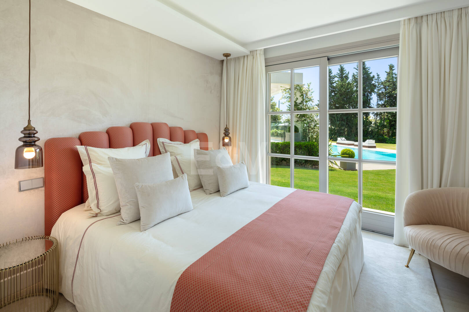 Élégante Villa de Golf Frontline à Aloha, Marbella