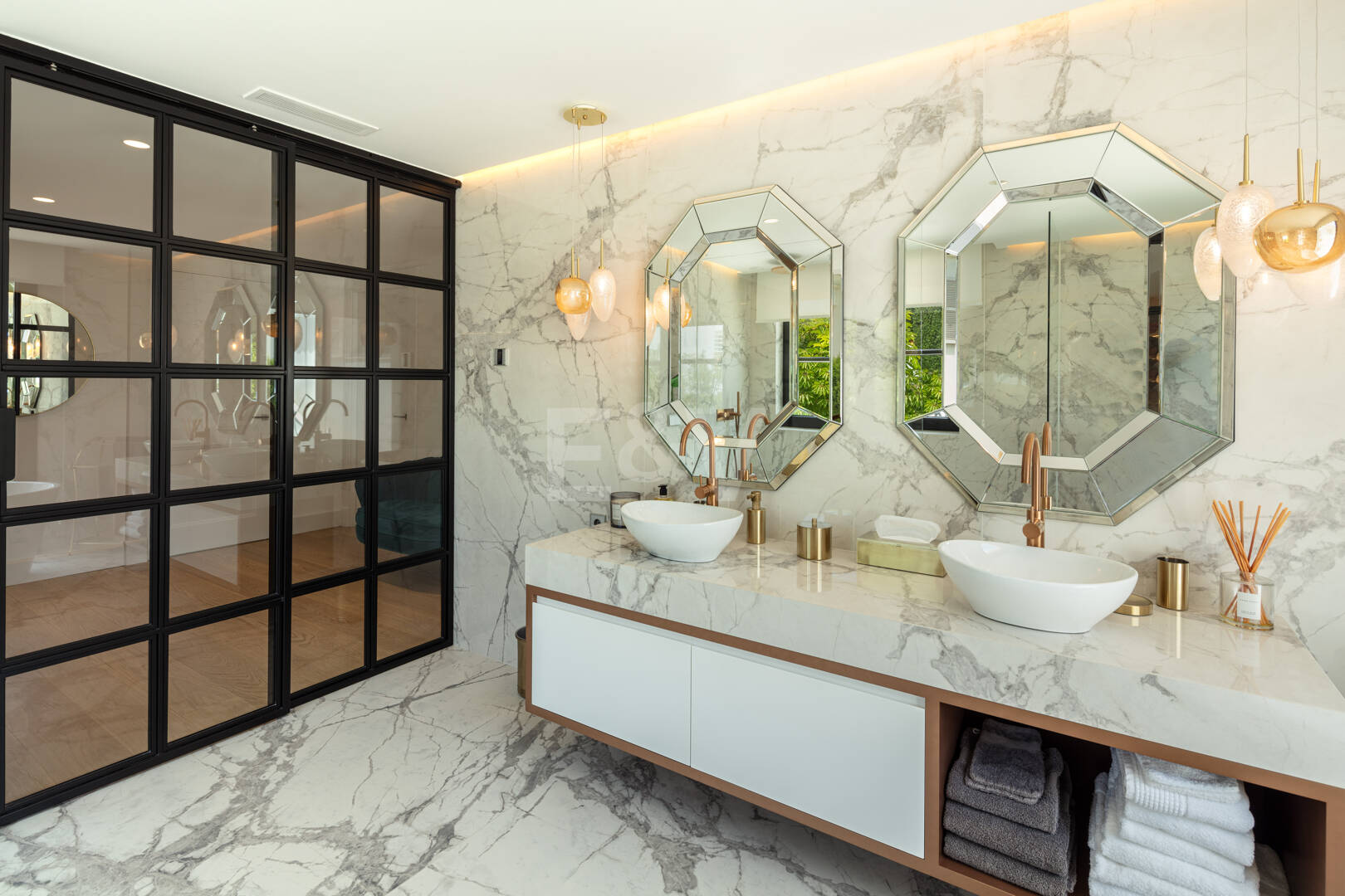 Élégante Villa de Golf Frontline à Aloha, Marbella