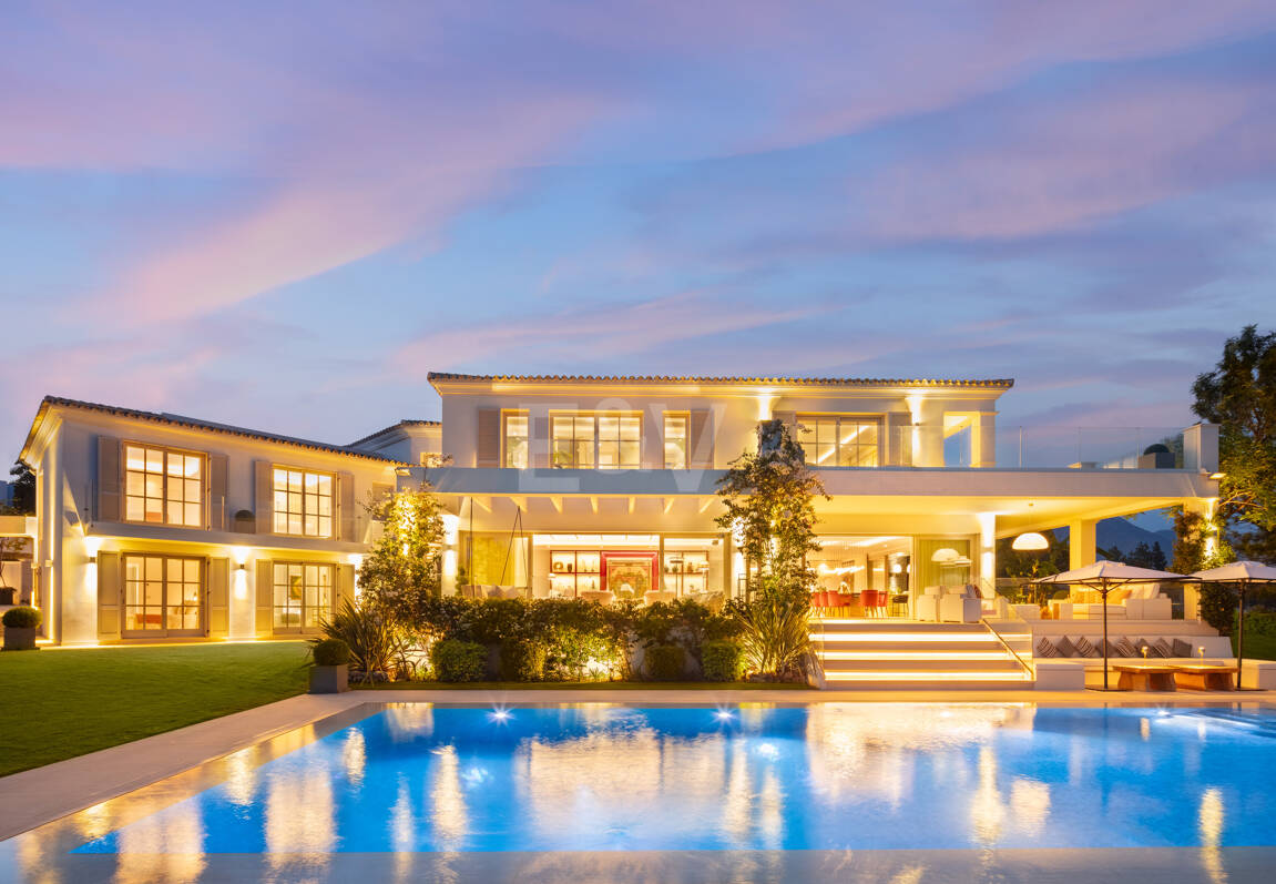 Élégante Villa de Golf Frontline à Aloha, Marbella