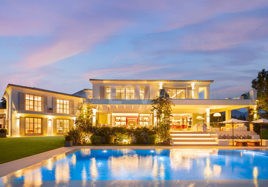Elegant Frontline Golf Villa in Aloha, Marbella’s Prestigious Golf Valley