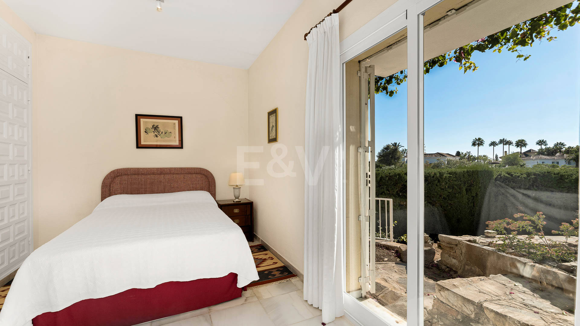 Villa med exceptionell panoramautsikt över havet