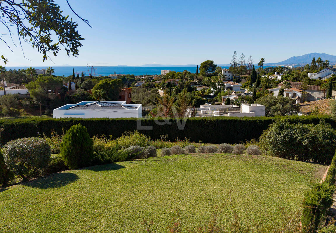 Villa med exceptionell panoramautsikt över havet