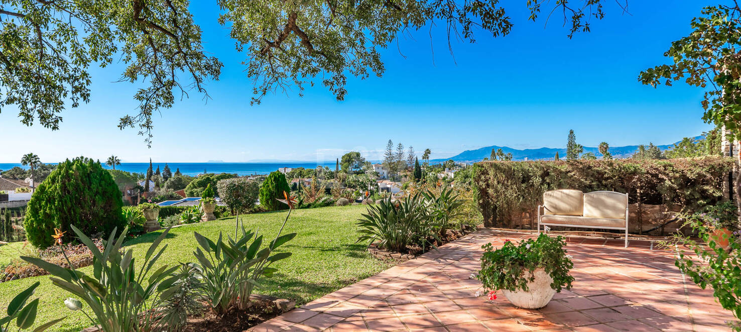 Villa con Vistas Panorámicas Excepcionales al Mar