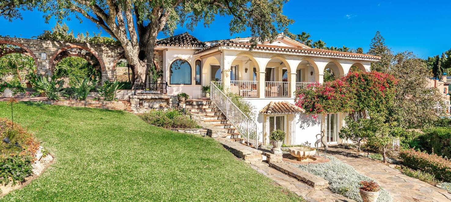 Villa con Vistas Panorámicas Excepcionales al Mar