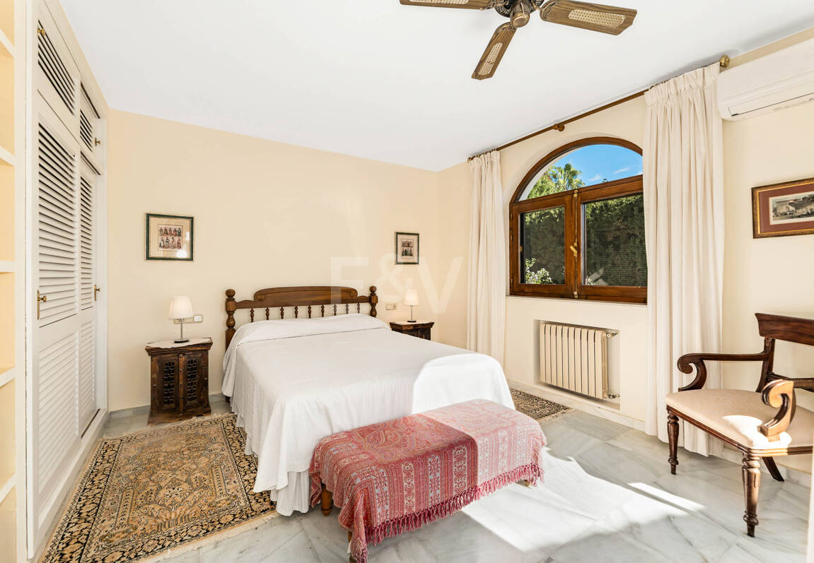 Villa med exceptionell panoramautsikt över havet