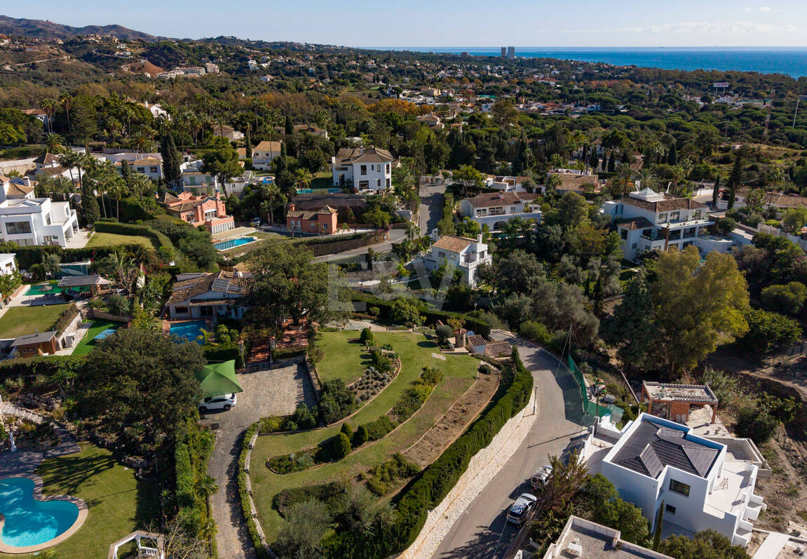 Villa med exceptionell panoramautsikt över havet