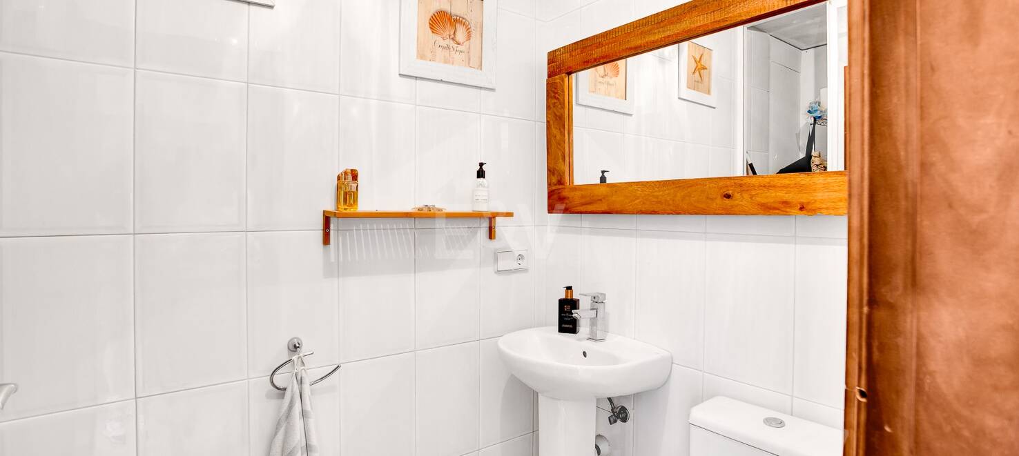 Charming Marbesa Villa with Panoramic Sea Views