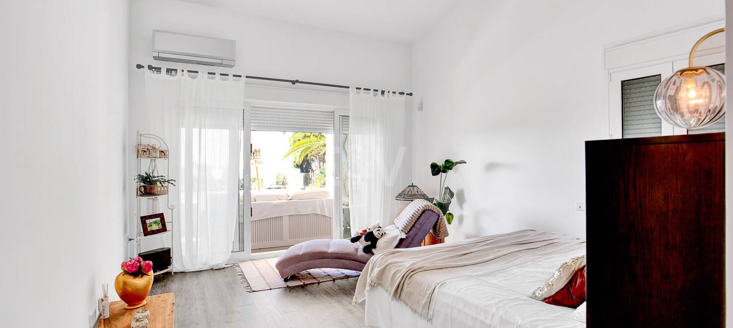 Charming Marbesa Villa with Panoramic Sea Views