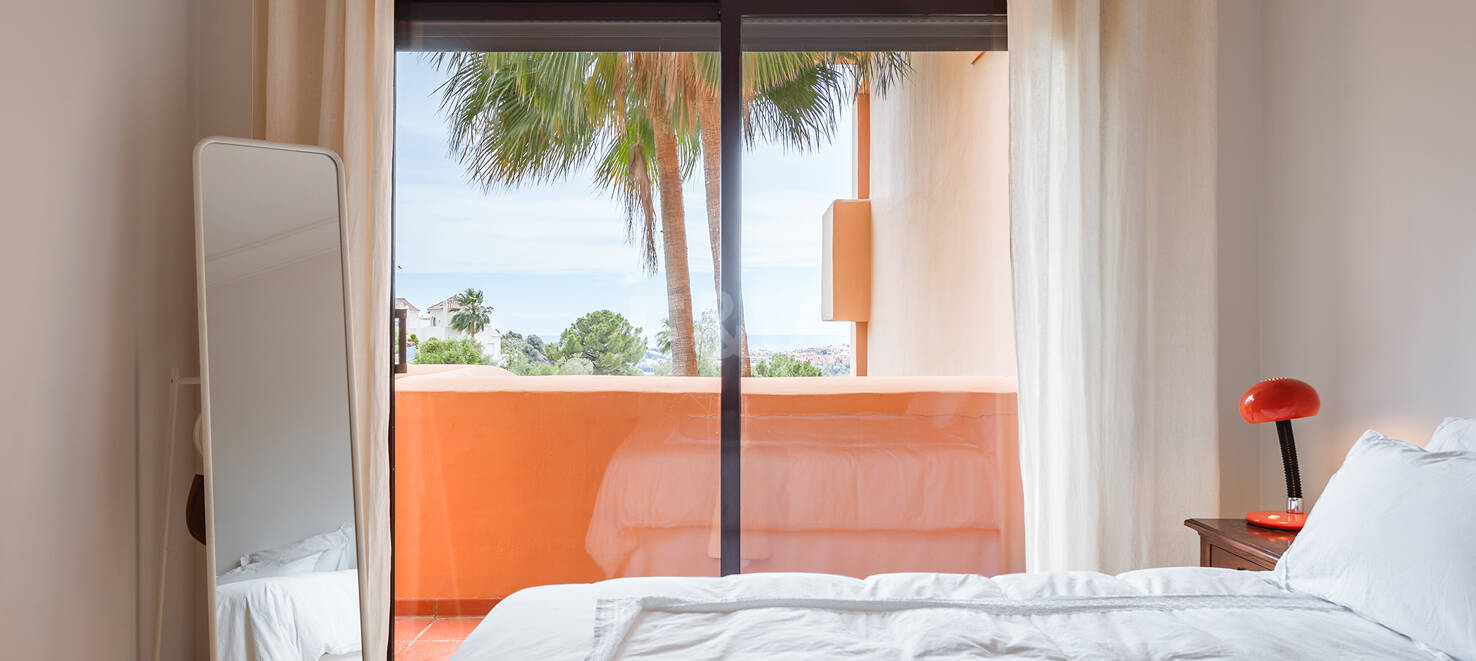 Elegante Meerblickwohnung inmitten der Natur