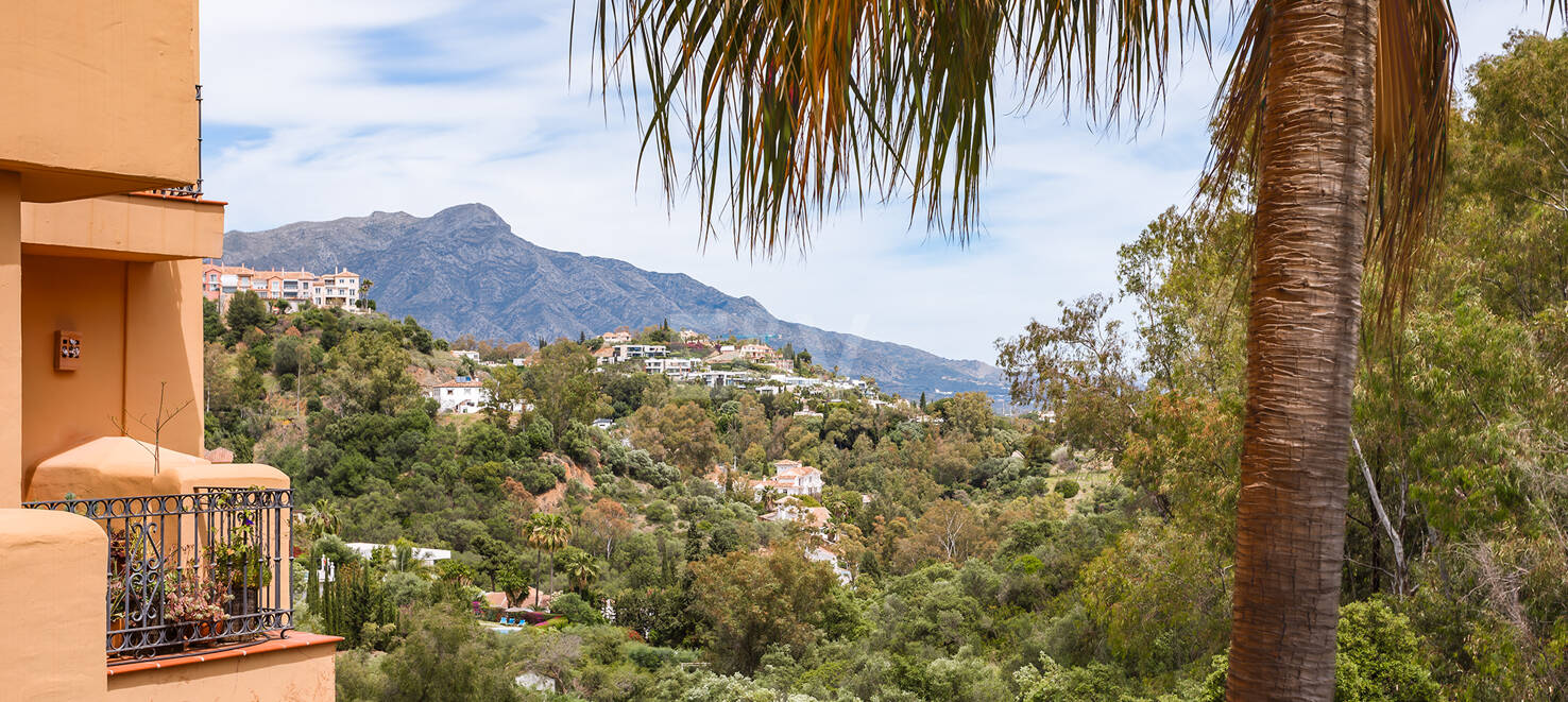 Elegante Meerblickwohnung inmitten der Natur