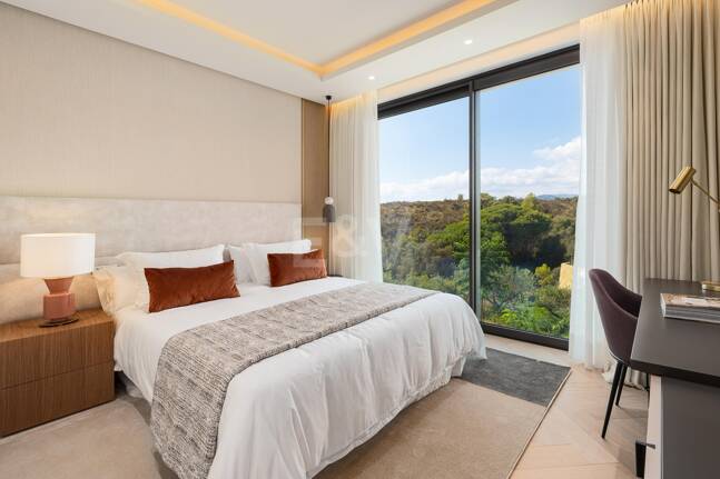 Espectacular villa de lujo a estrenar en Marbella Hill Club