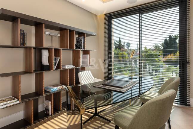 Espectacular villa de lujo a estrenar en Marbella Hill Club